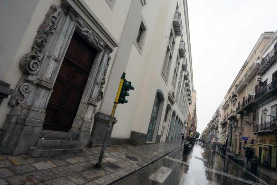 Coquille Maqueda Apartment Палермо Екстериор снимка